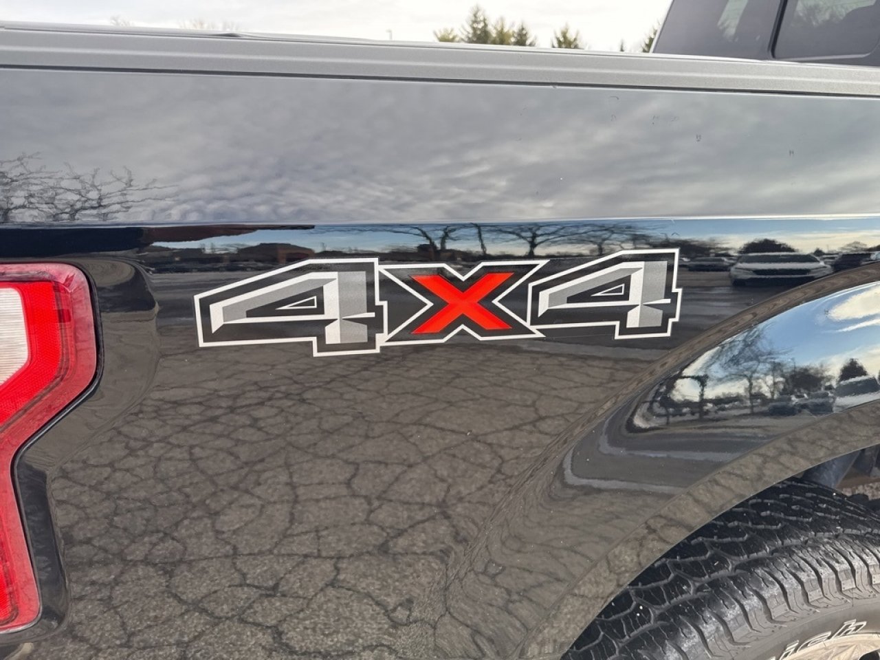 Used 2018 Ford F150 XLT w/ Equipment Group 302A Luxury image 8