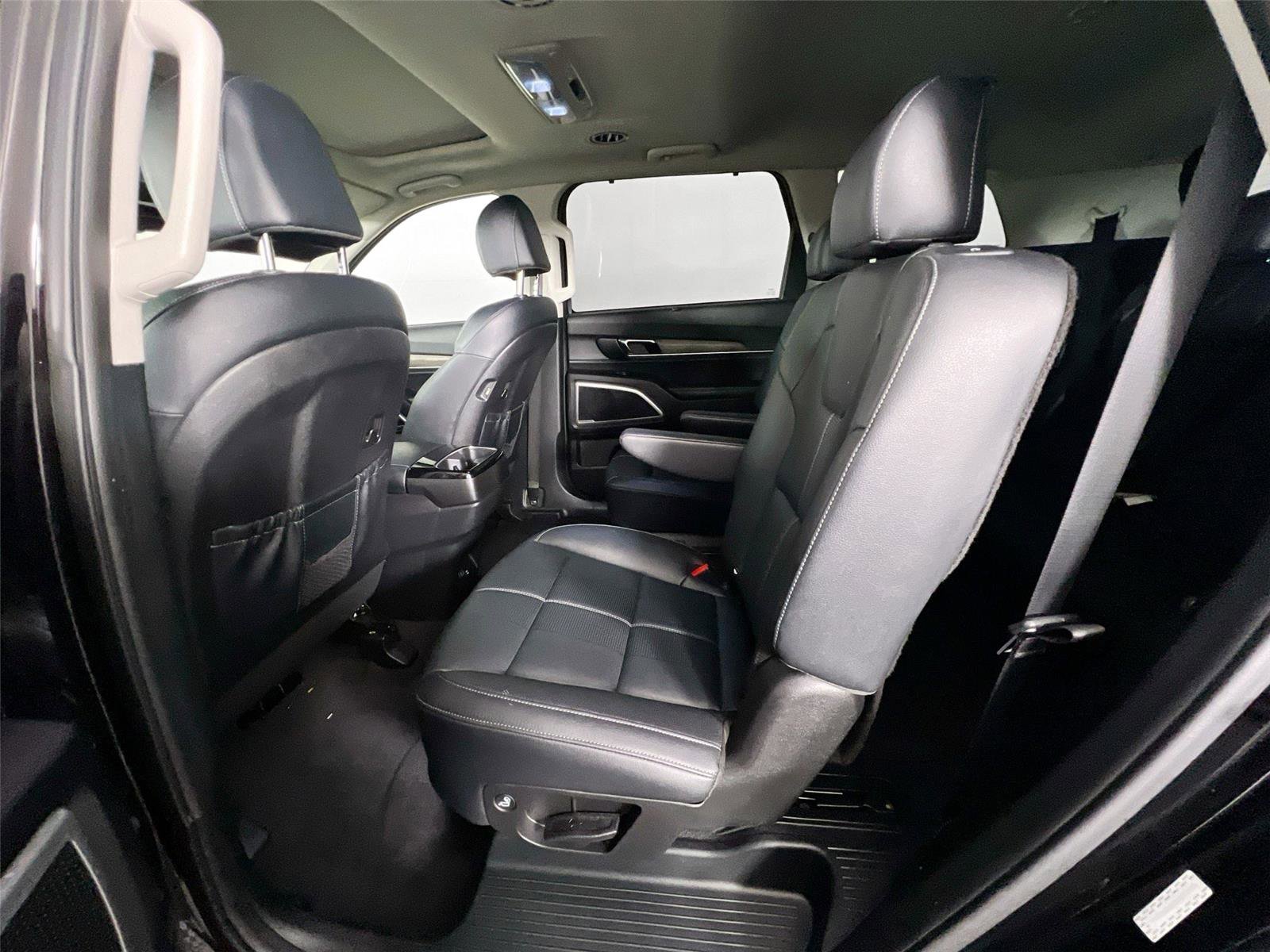 Used 2022 Kia Telluride EX w/ EX Premium Package AWD/4WD image 22