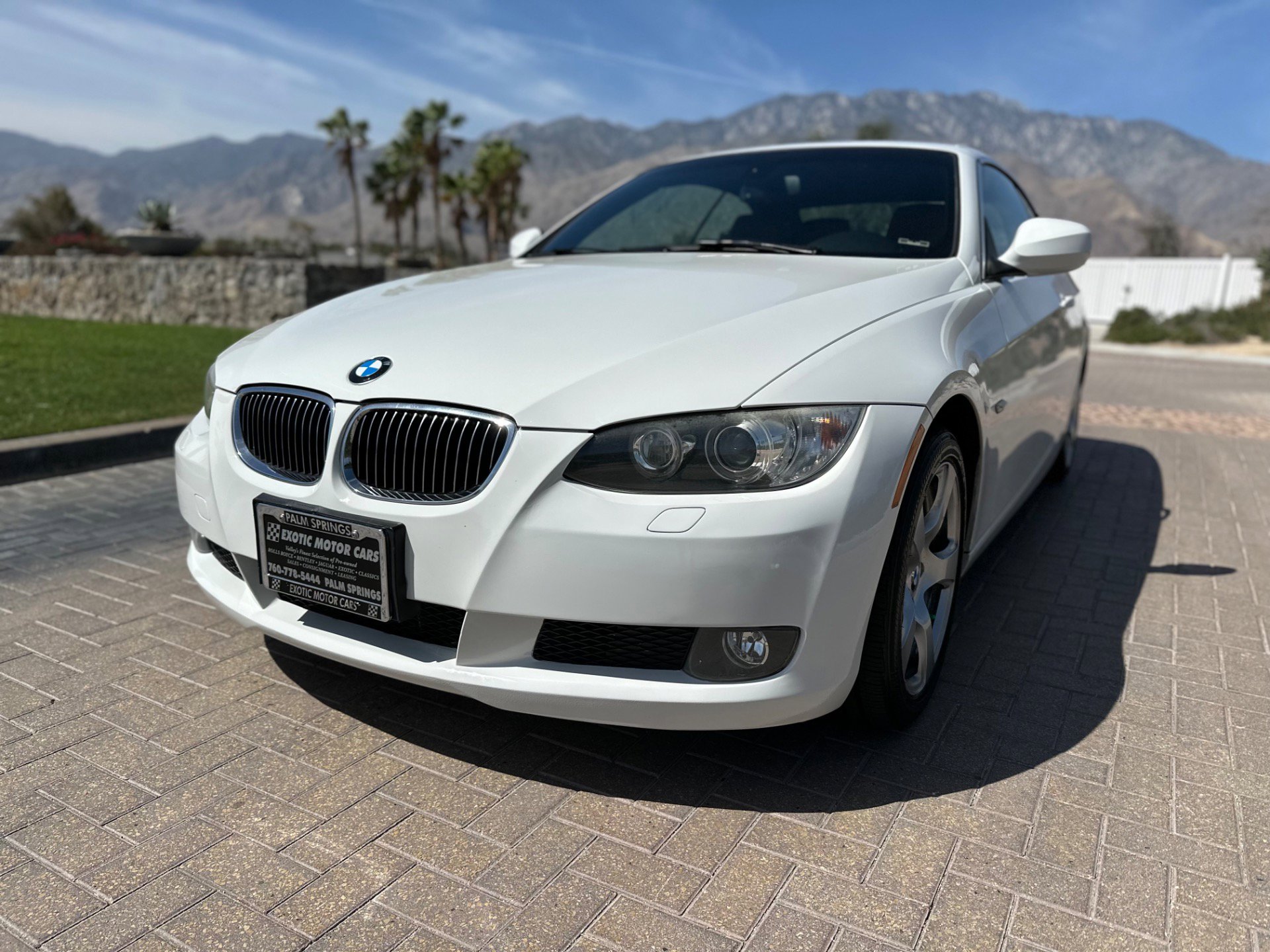 Used 2010 BMW 328i Convertible w/ Premium Pkg RWD image 4