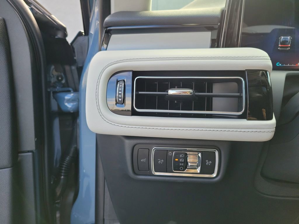 New 2026 Lincoln Aviator Reserve image 22