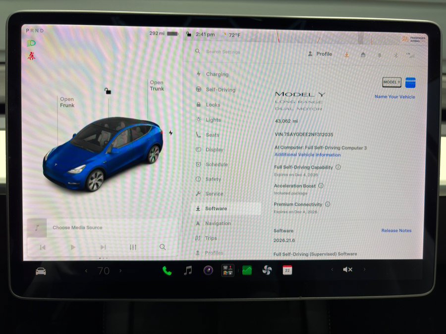 Used 2022 Tesla Model Y Long Range AWD/4WD image 27