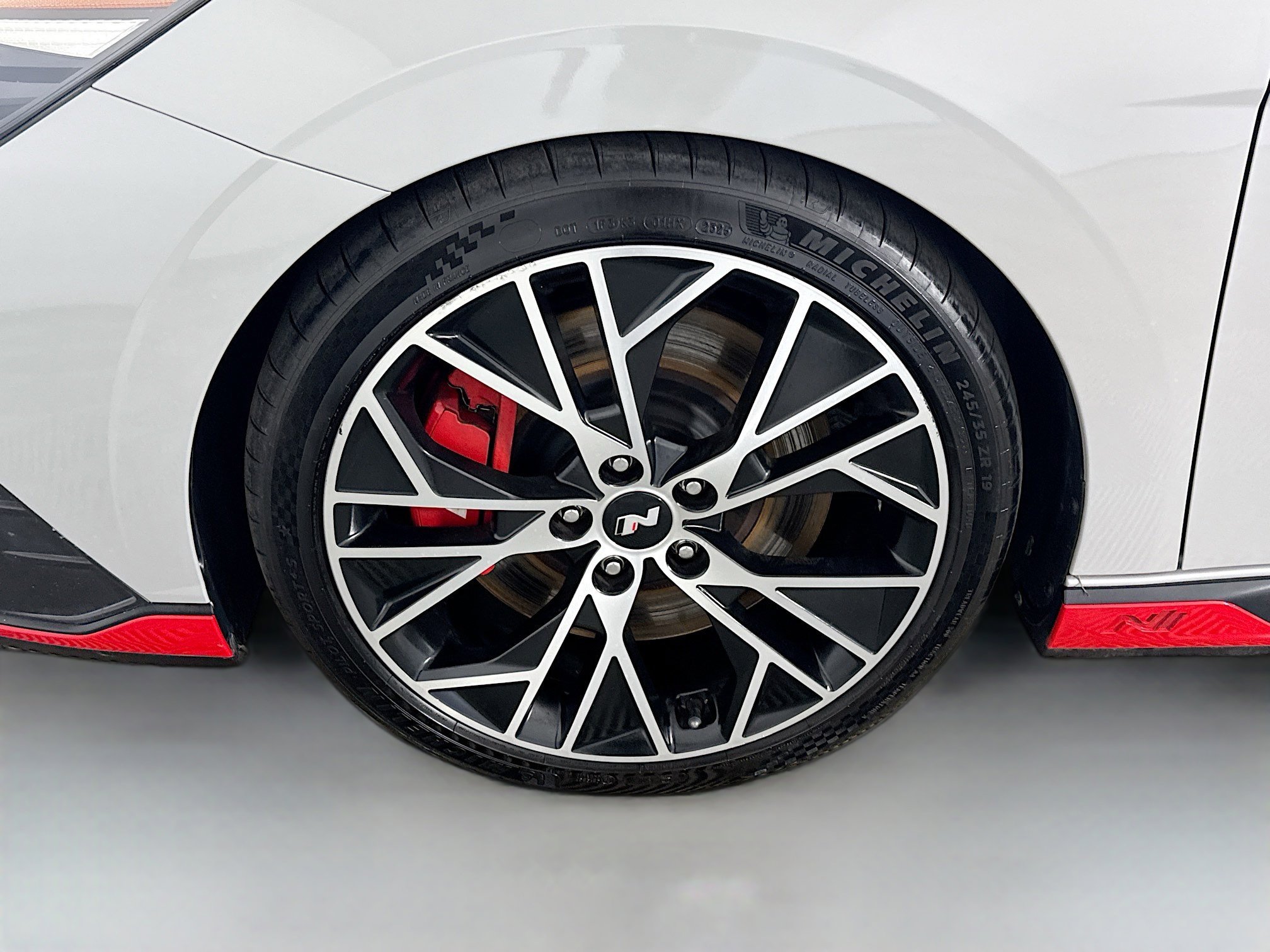 Used 2022 Hyundai Elantra N w/ Preferred Accessory Package image 38