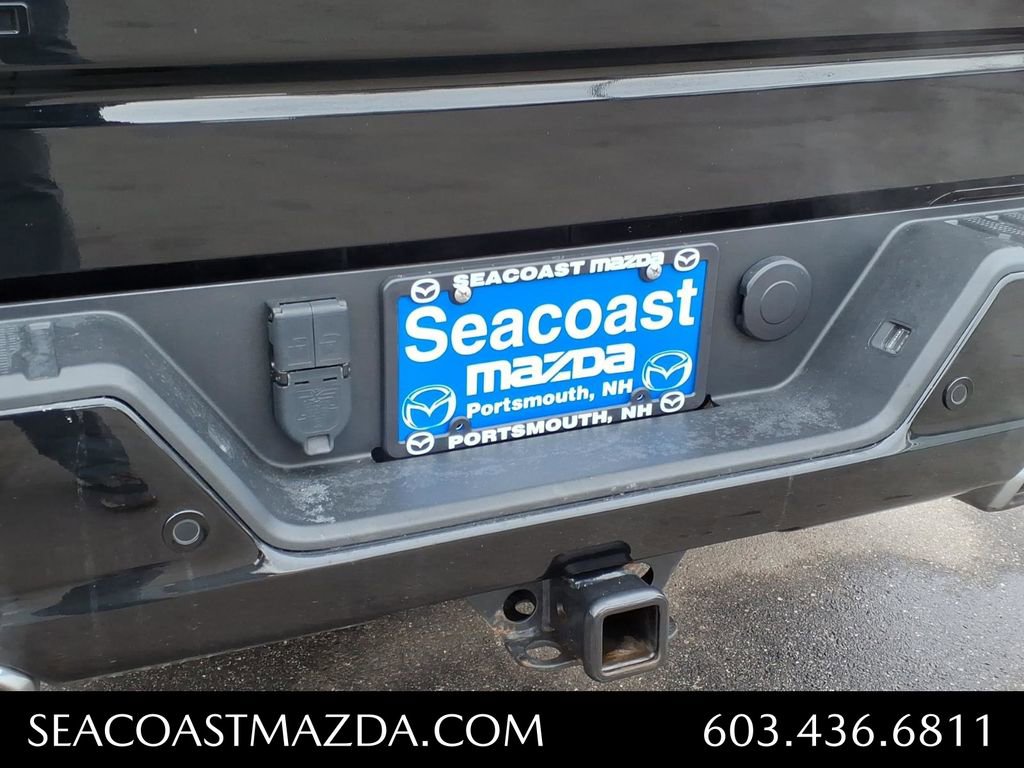 Used 2023 Chevrolet Silverado 1500 High Country w/ Technology Package image 4