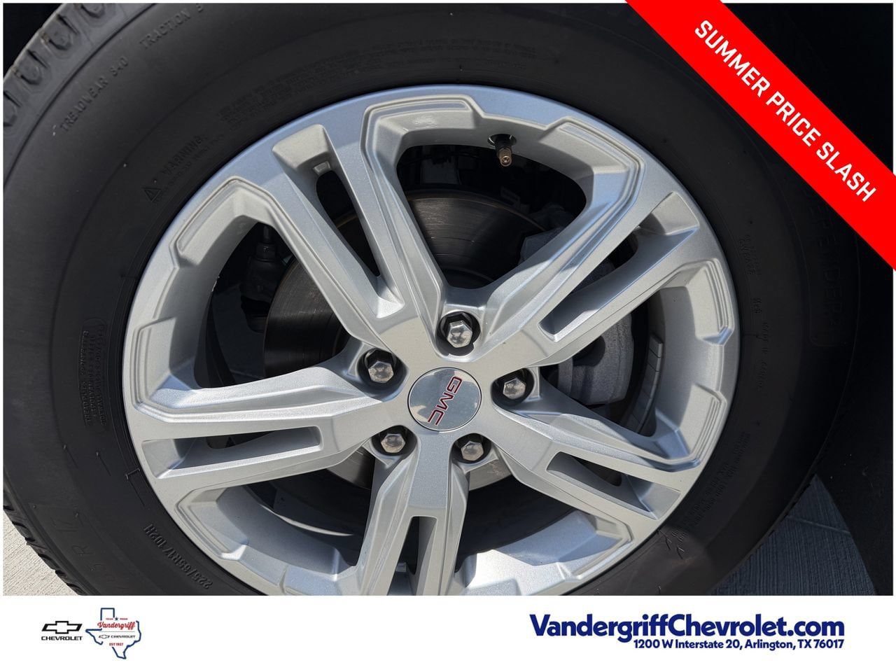 Certified 2024 GMC Terrain SLE w/ Fleet Convenience Package FWD image 9
