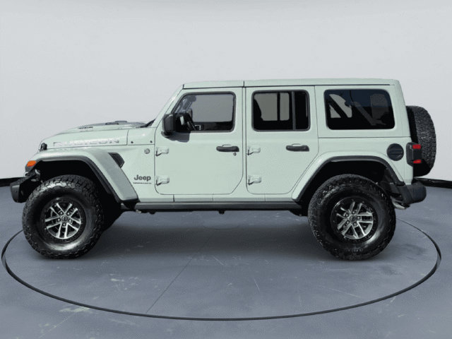 Used 2024 Jeep Wrangler Unlimited Rubicon 392 AWD/4WD image 8