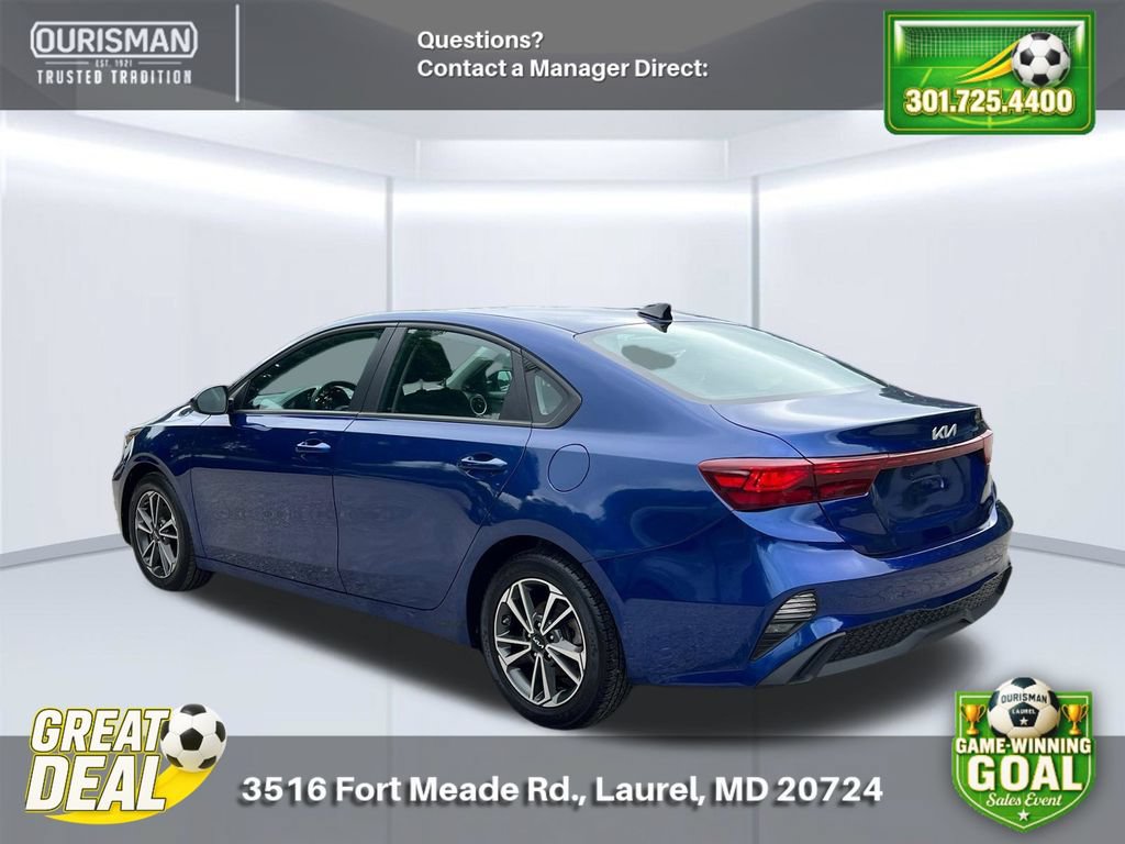 Used 2023 Kia Forte LXS FWD image 4