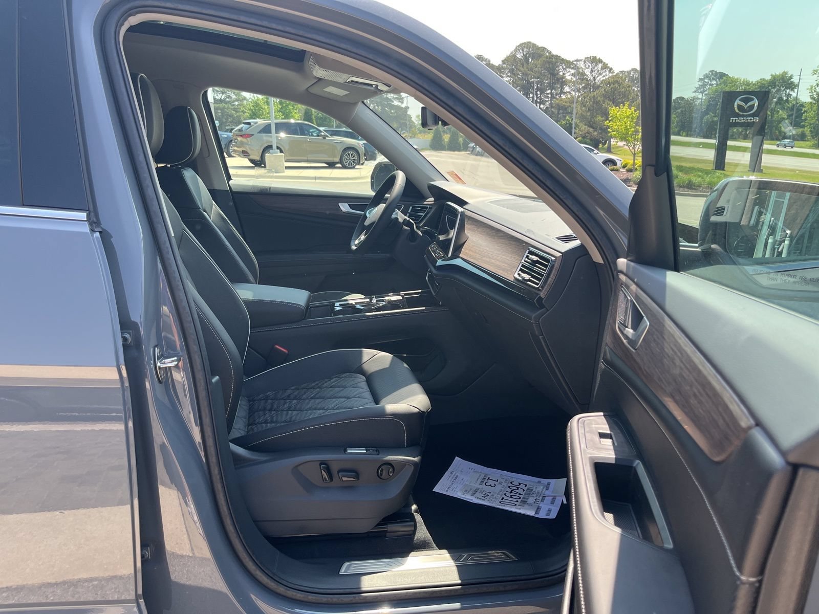 New 2026 Volkswagen Atlas SEL Premium R-Line AWD/4WD image 35