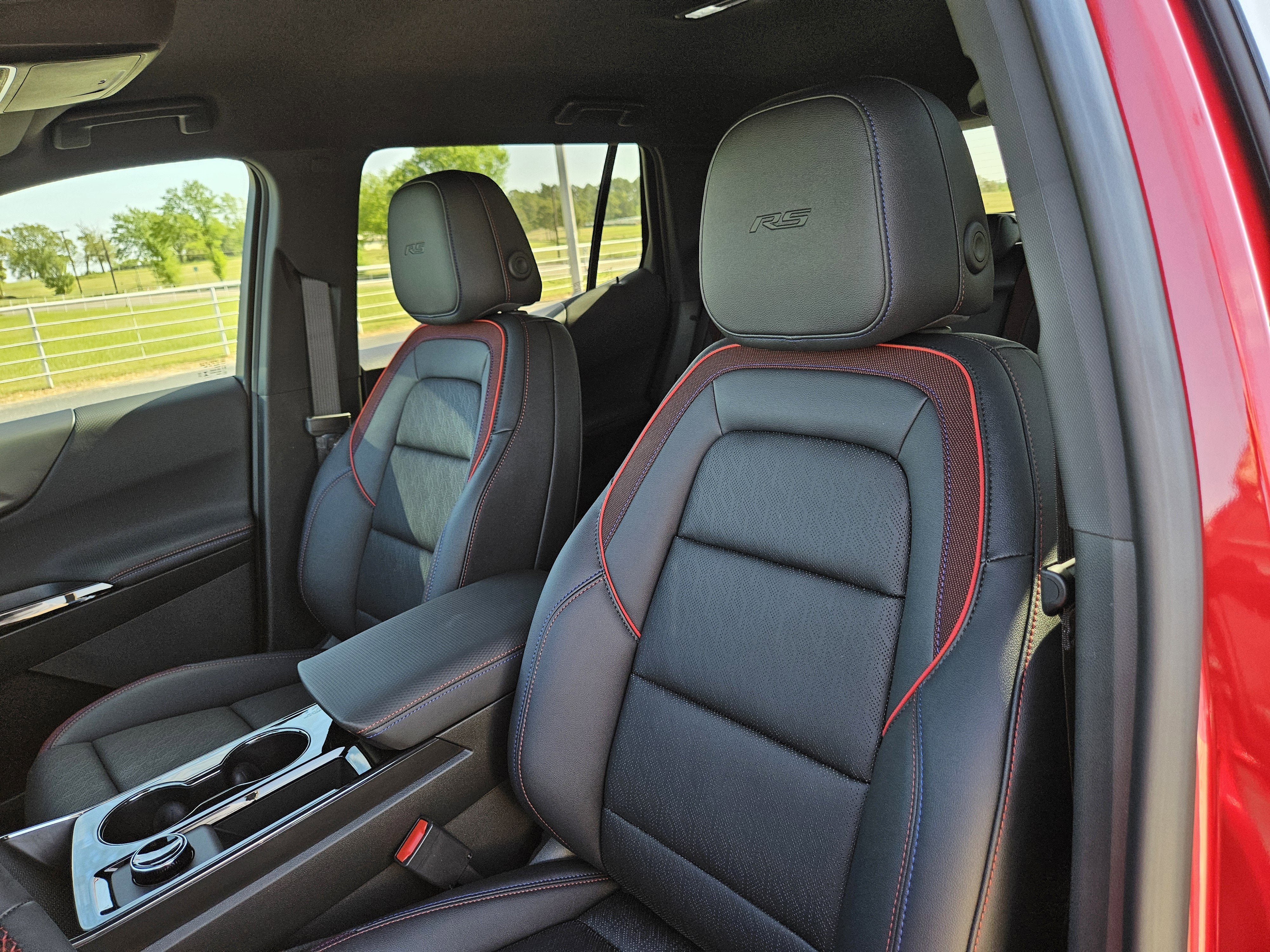 New 2026 Chevrolet Equinox RS FWD image 10