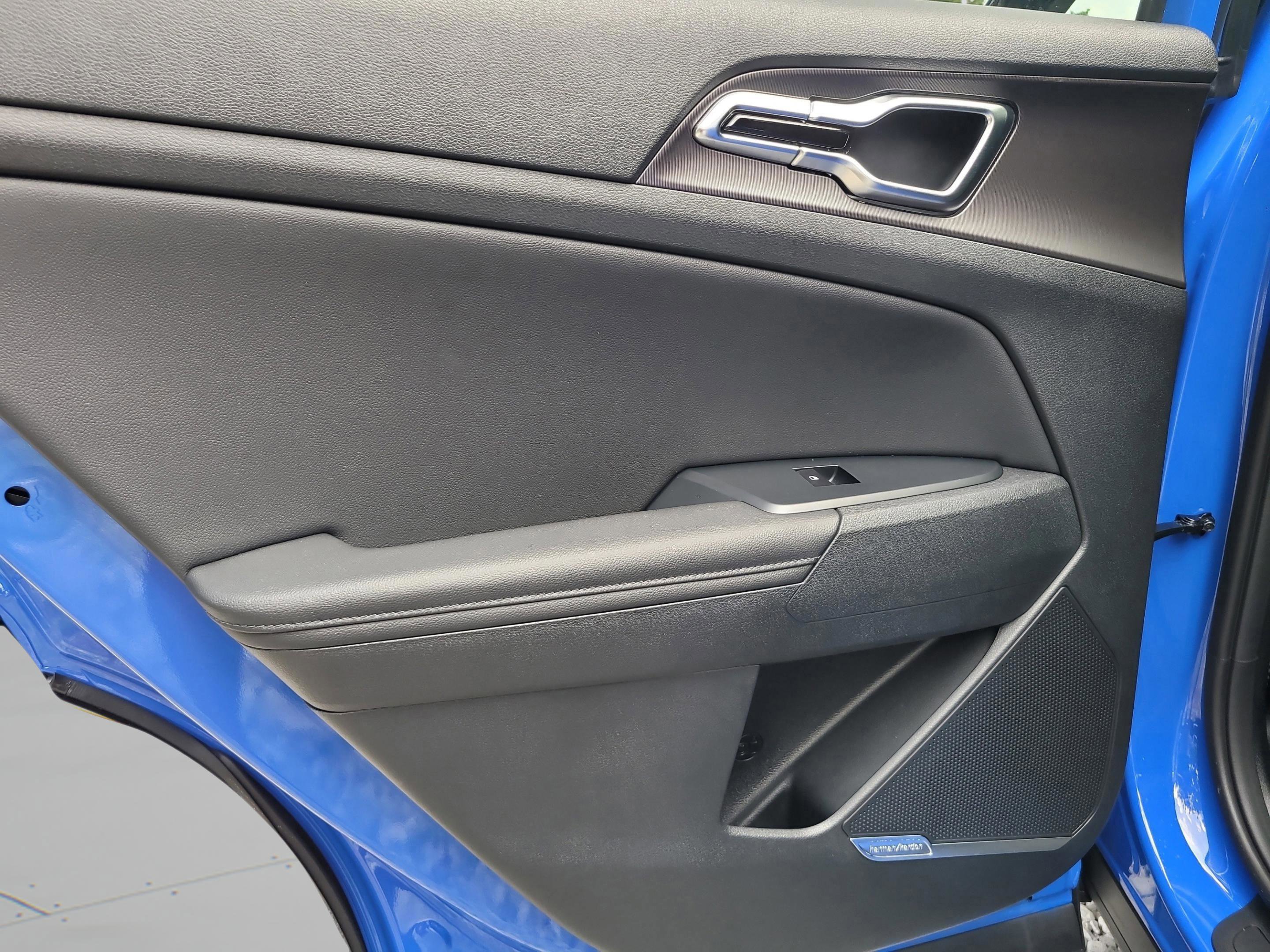 New 2026 Kia Sportage SX image 31