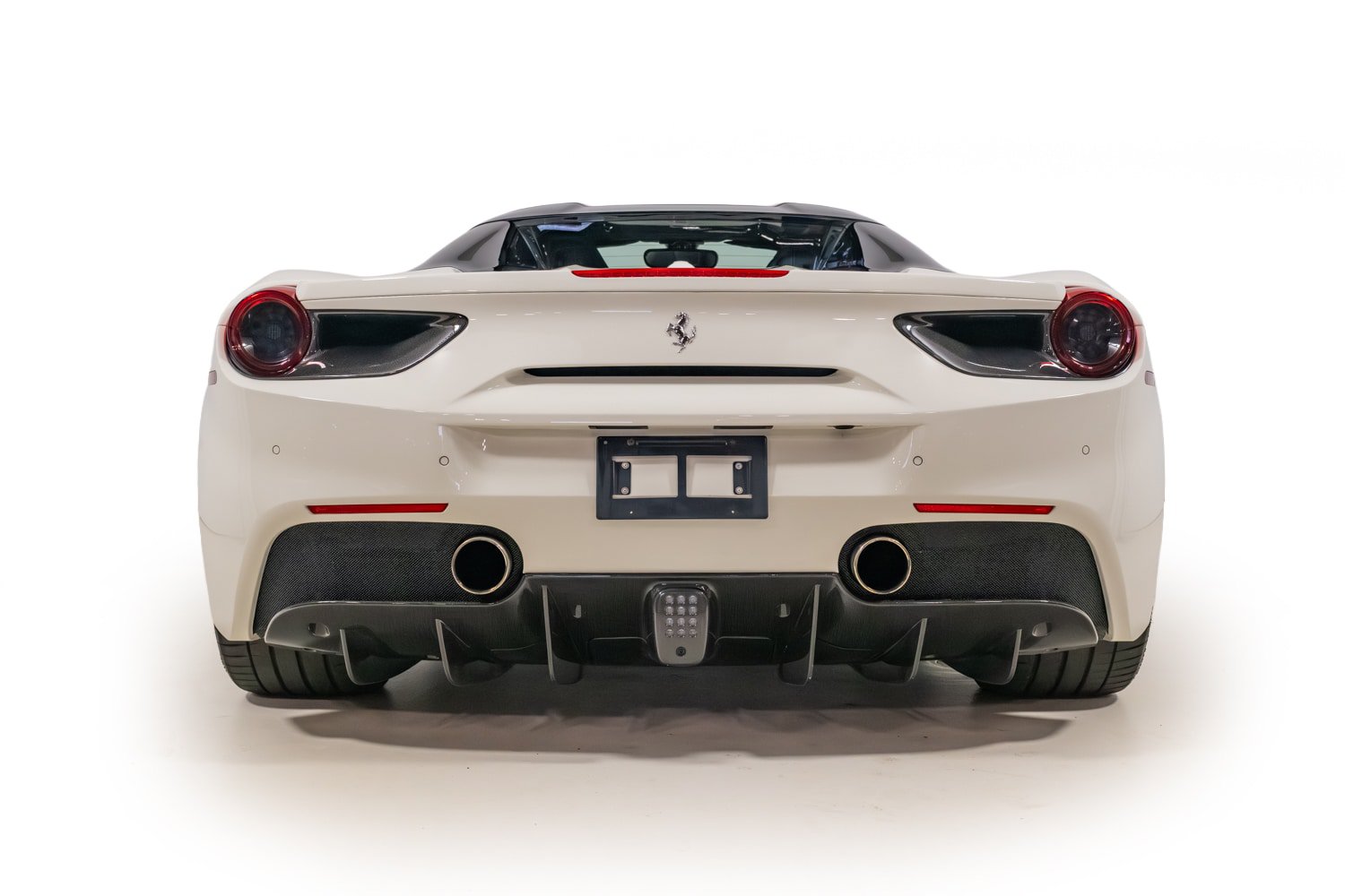 Certified 2017 Ferrari 488 Spider RWD image 5