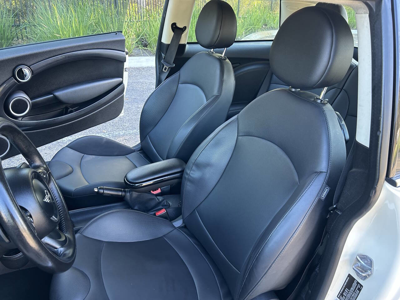 Used 2013 MINI Cooper S FWD image 2
