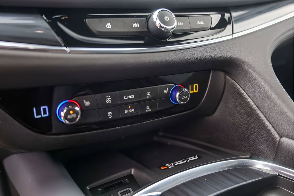 Used 2023 Buick Enclave Essence w/ Experience Buick Package image 22