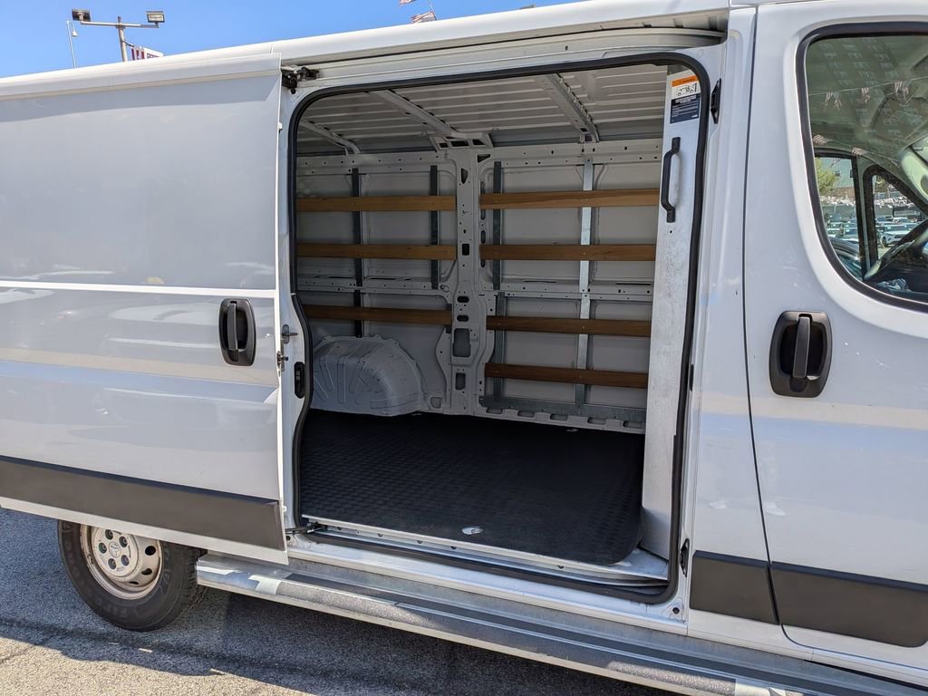 Used 2023 RAM ProMaster 2500 image 18