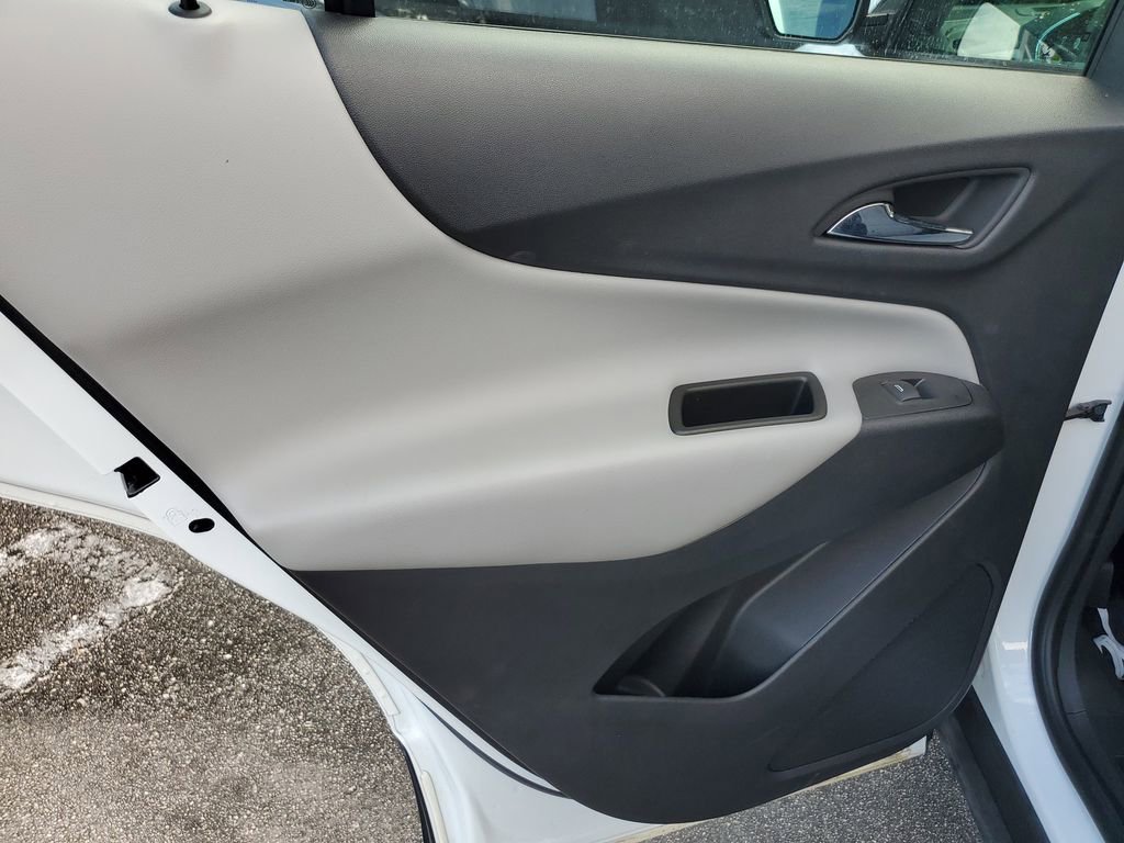 Used 2022 Chevrolet Equinox LS FWD image 19