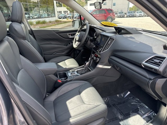 Used 2022 Subaru Forester Touring image 21