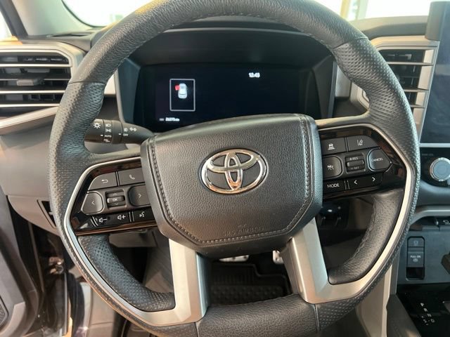 Used 2023 Toyota Sequoia Limited w/ TRD Off-Road Package AWD/4WD image 19