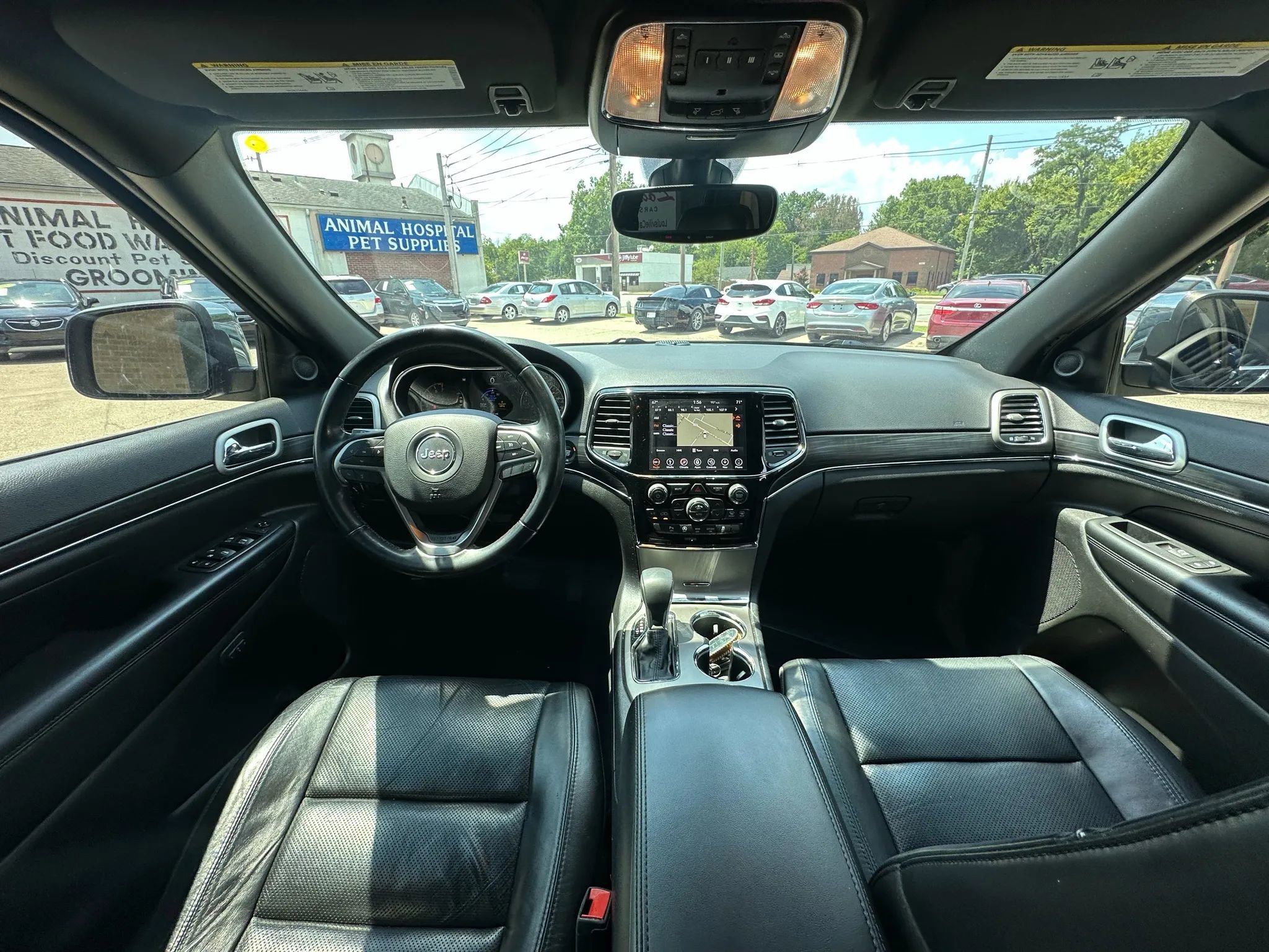 Used 2019 Jeep Grand Cherokee Limited w/ Luxury Group II image 15