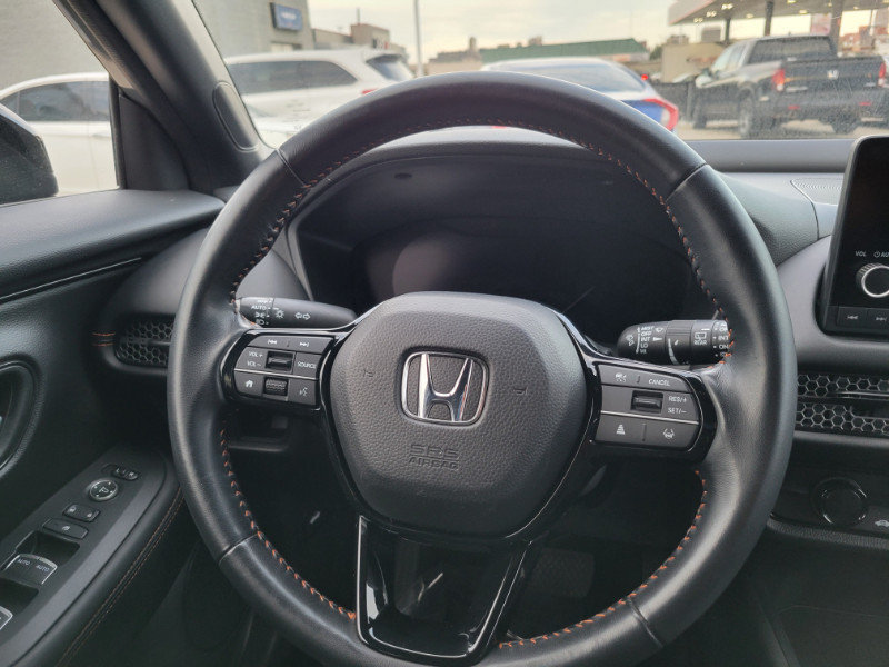 Used 2025 Honda HR-V Sport image 31
