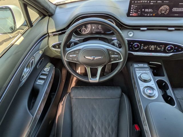 Used 2025 Genesis GV70 3.5T Sport w/ Sport Advanced Package AWD/4WD image 16