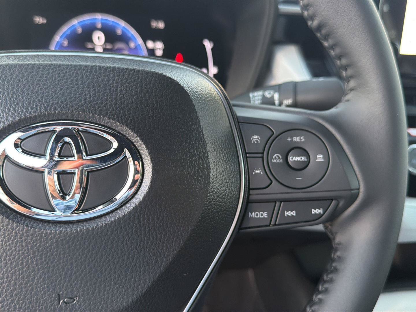 New 2026 Toyota Corolla SE FWD image 21