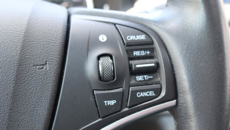 Used 2015 Acura MDX w/ Technology Package FWD image 10