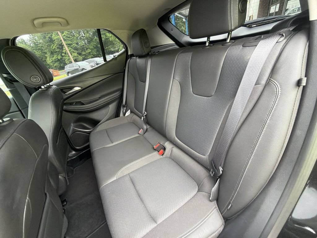 Used 2025 Buick Encore GX Preferred AWD/4WD image 23