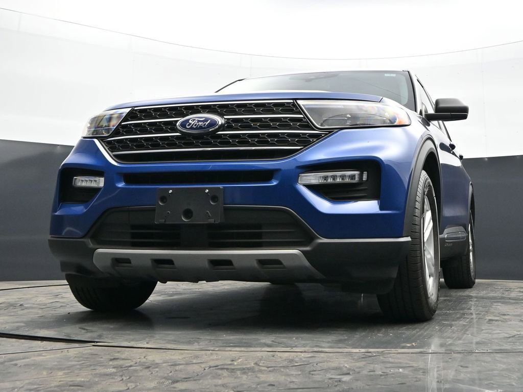 Used 2022 Ford Explorer XLT w/ Equipment Group 202A RWD image 43