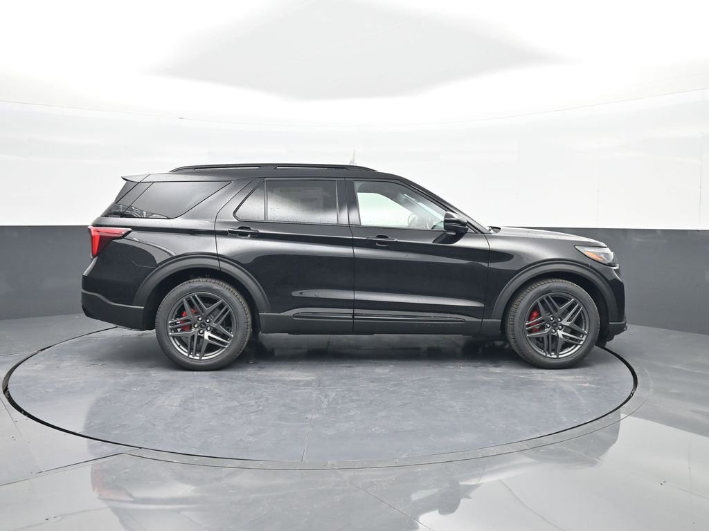 New 2026 Ford Explorer ST AWD/4WD image 9