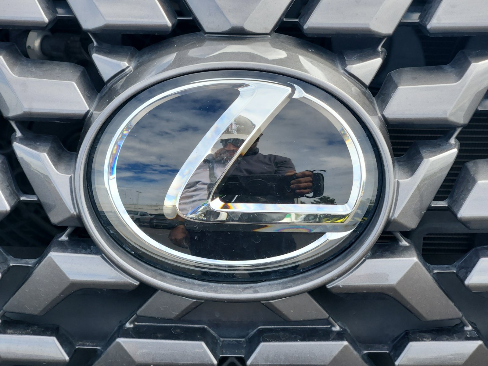 Used 2022 Lexus GX 460 Premium w/ Accessory Package AWD/4WD image 32
