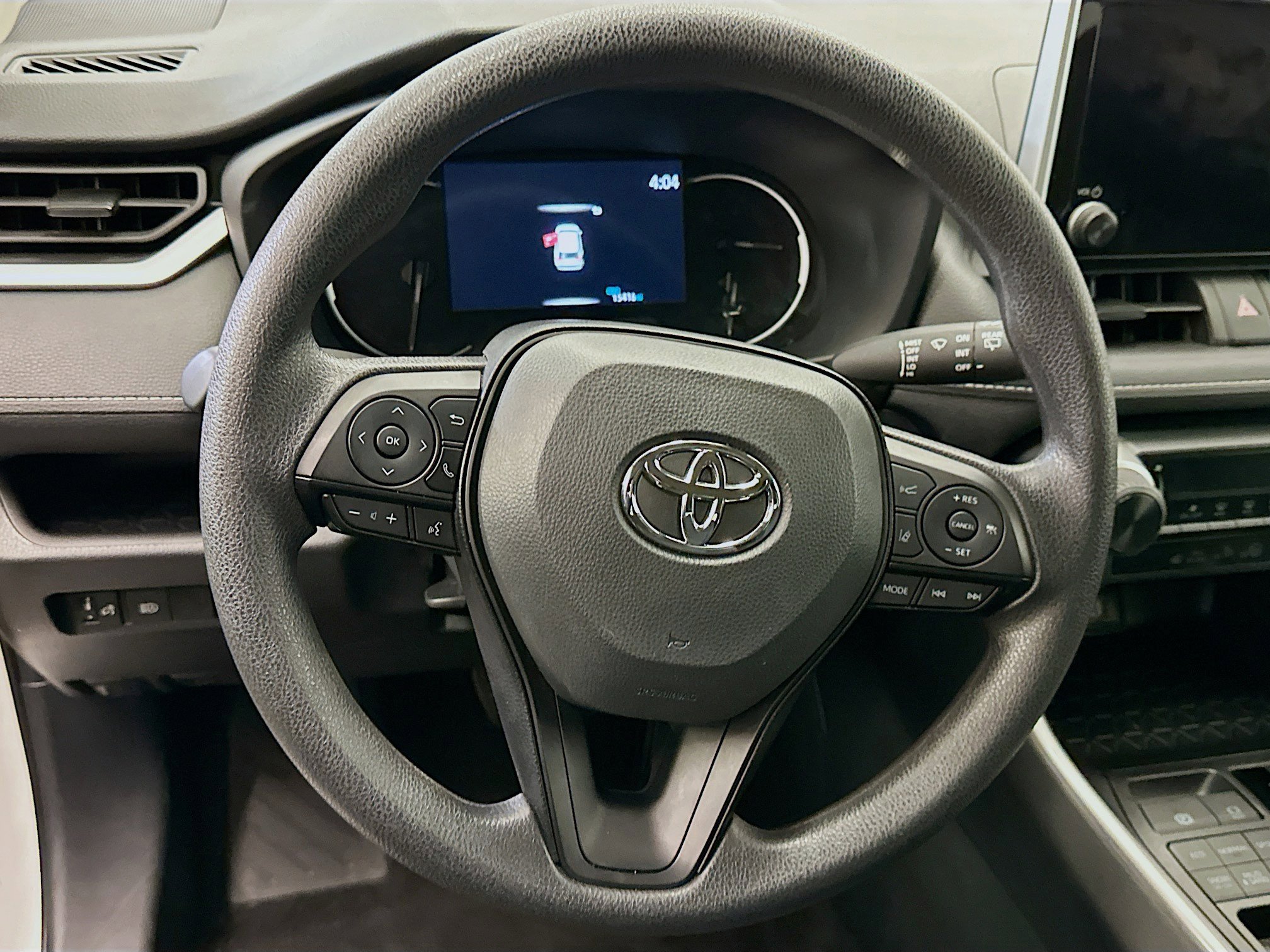 Used 2025 Toyota RAV4 LE image 18