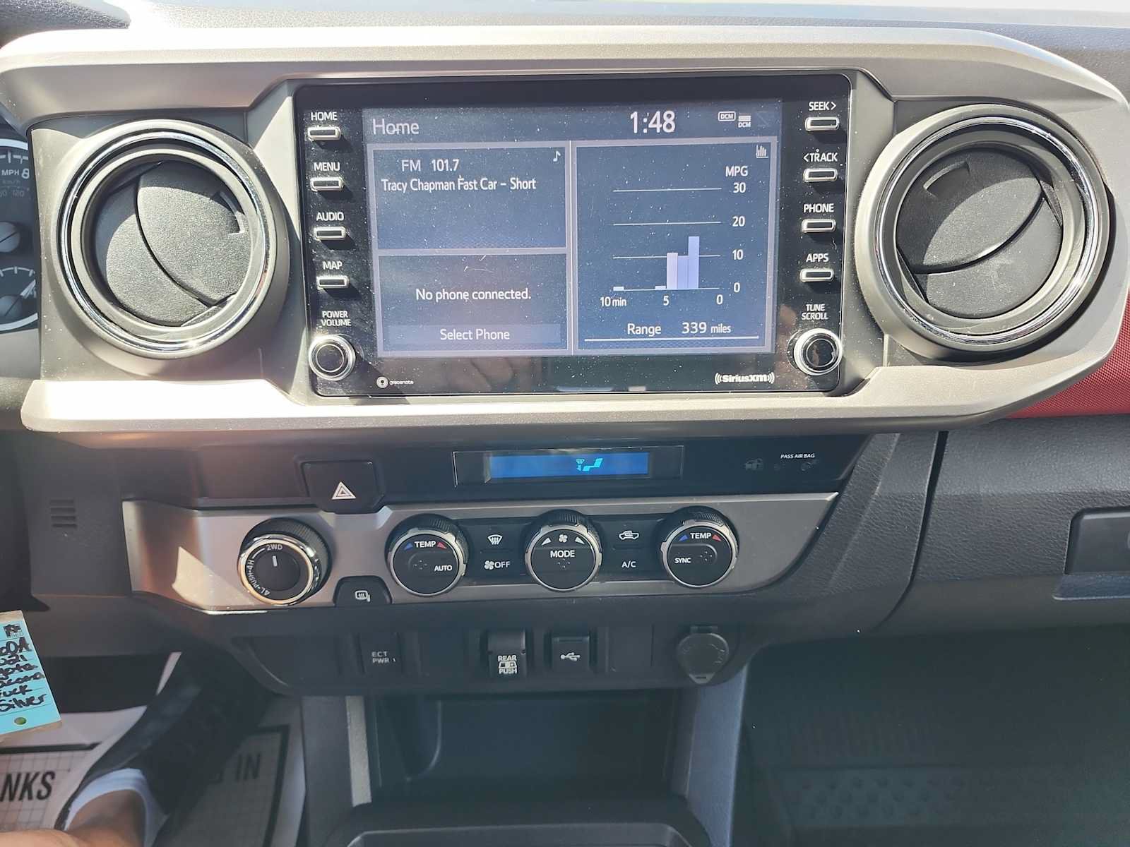 Used 2021 Toyota Tacoma SR5 AWD/4WD image 13