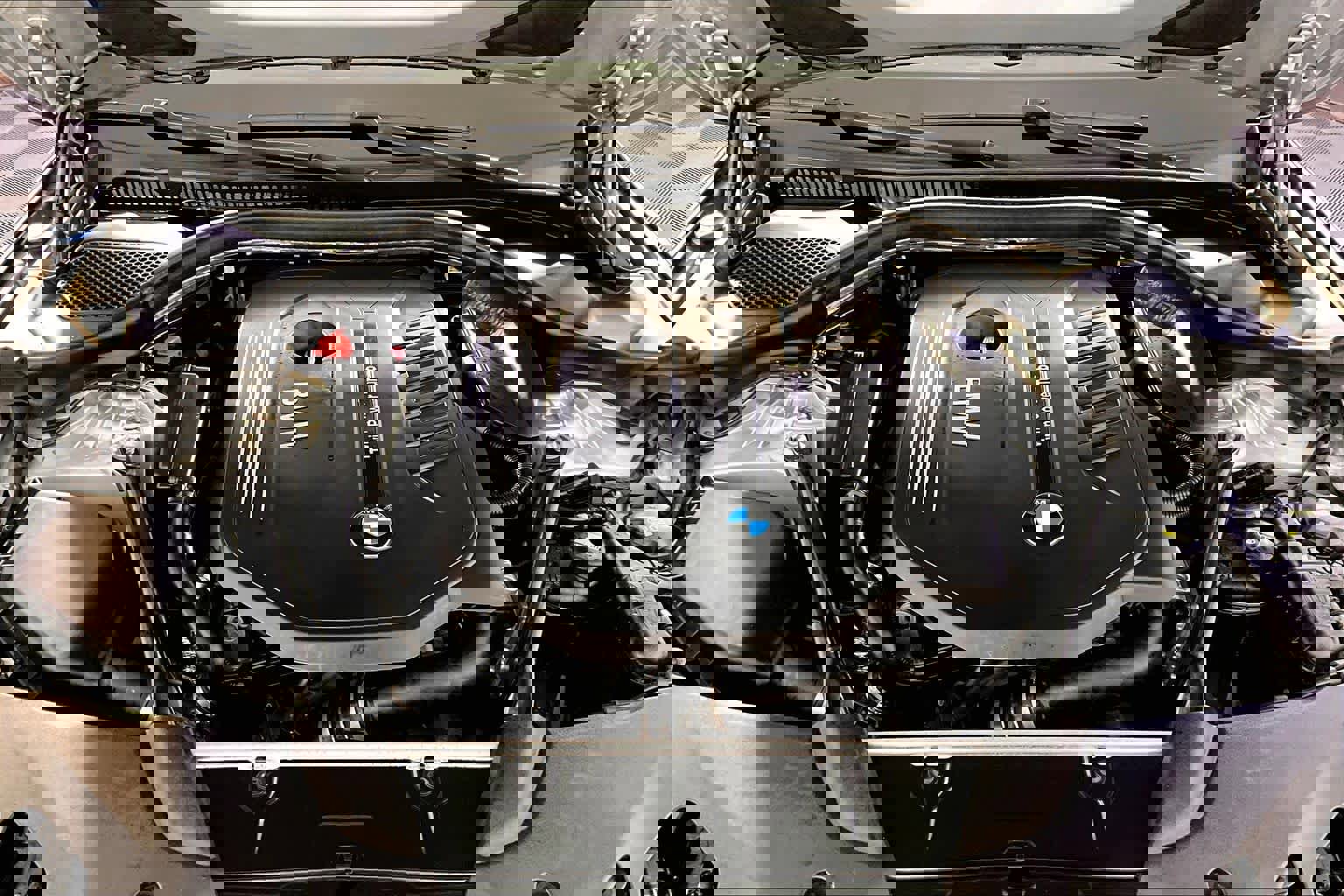 Used 2018 BMW 540i xDrive image 30