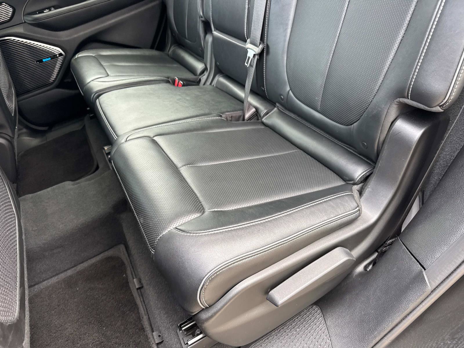 Certified 2022 Jeep Grand Cherokee L Overland image 12