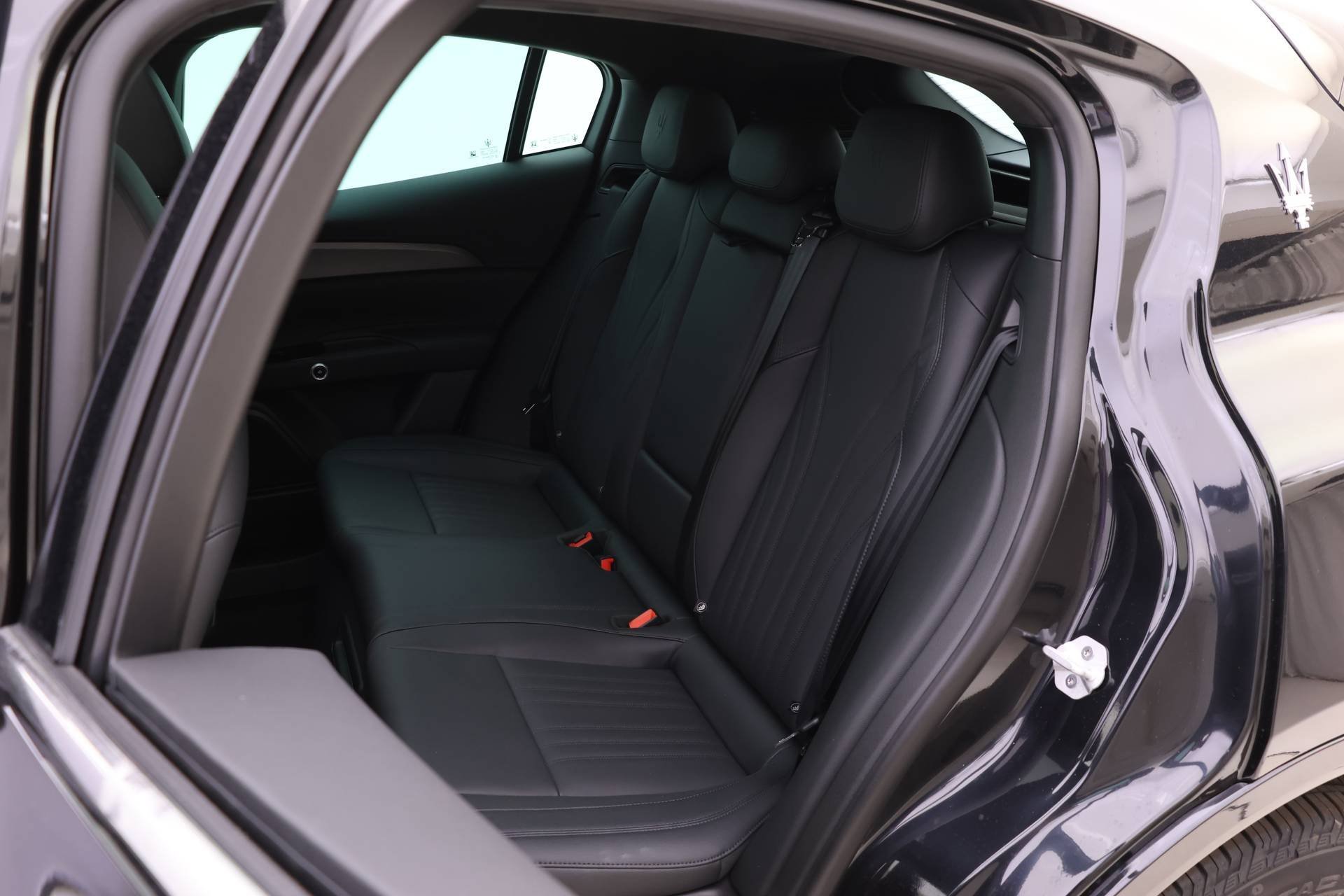 New 2024 Maserati Grecale GT image 11