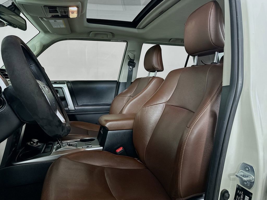 Used 2020 Toyota 4Runner Limited image 8