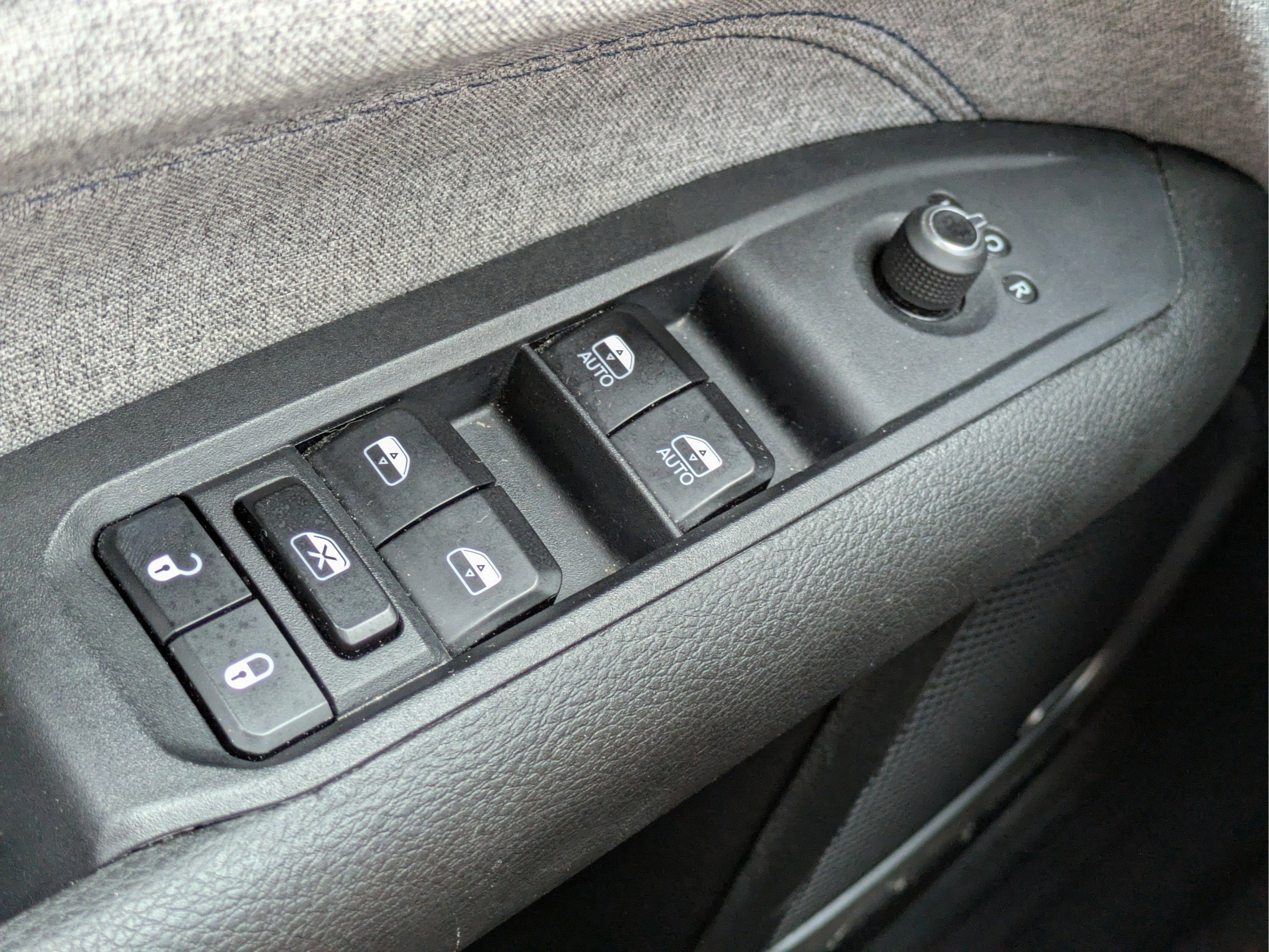 Used 2024 Jeep Compass Latitude AWD/4WD image 21