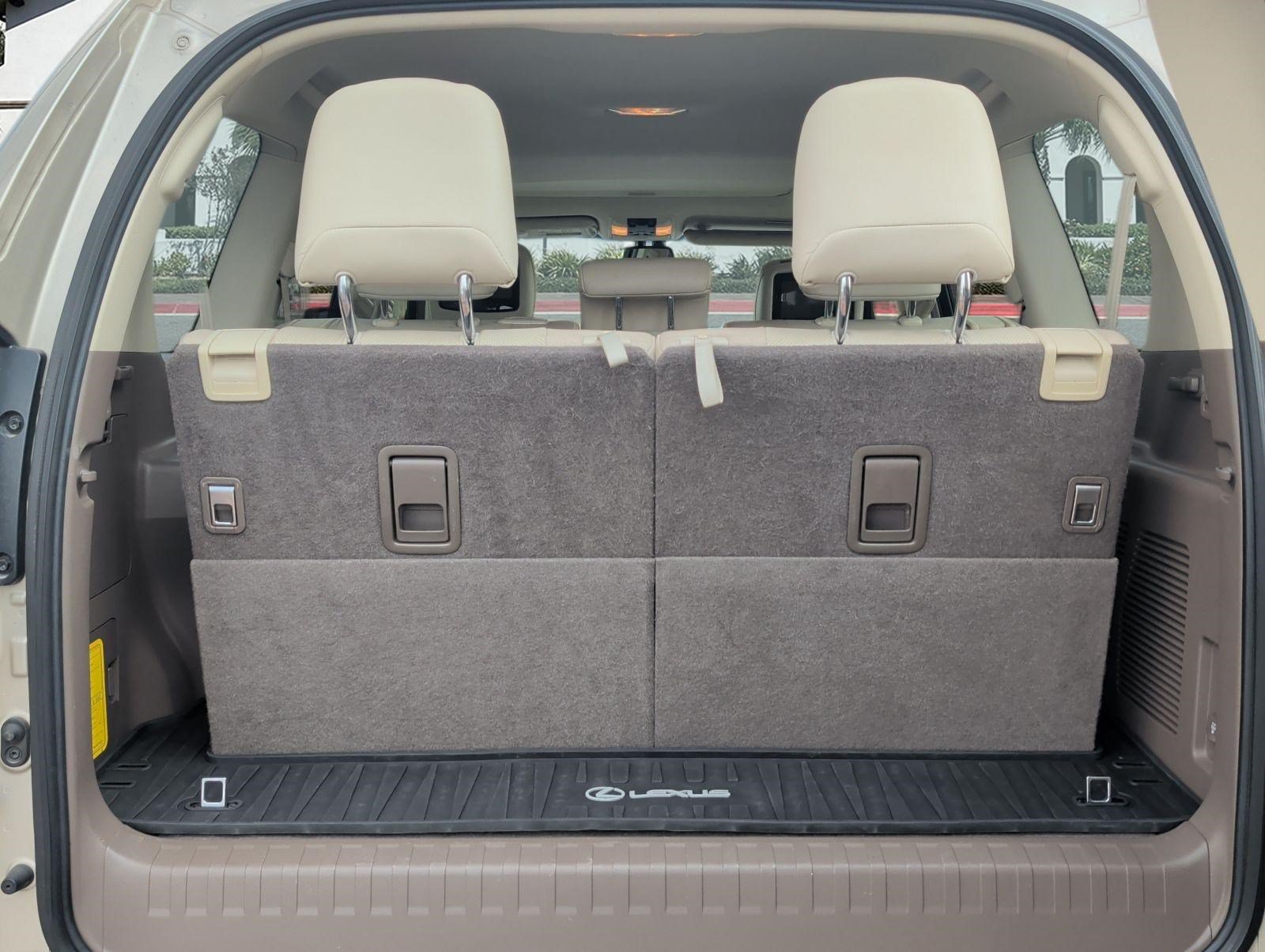 Used 2014 Lexus GX 460 w/ Premium Package AWD/4WD image 28