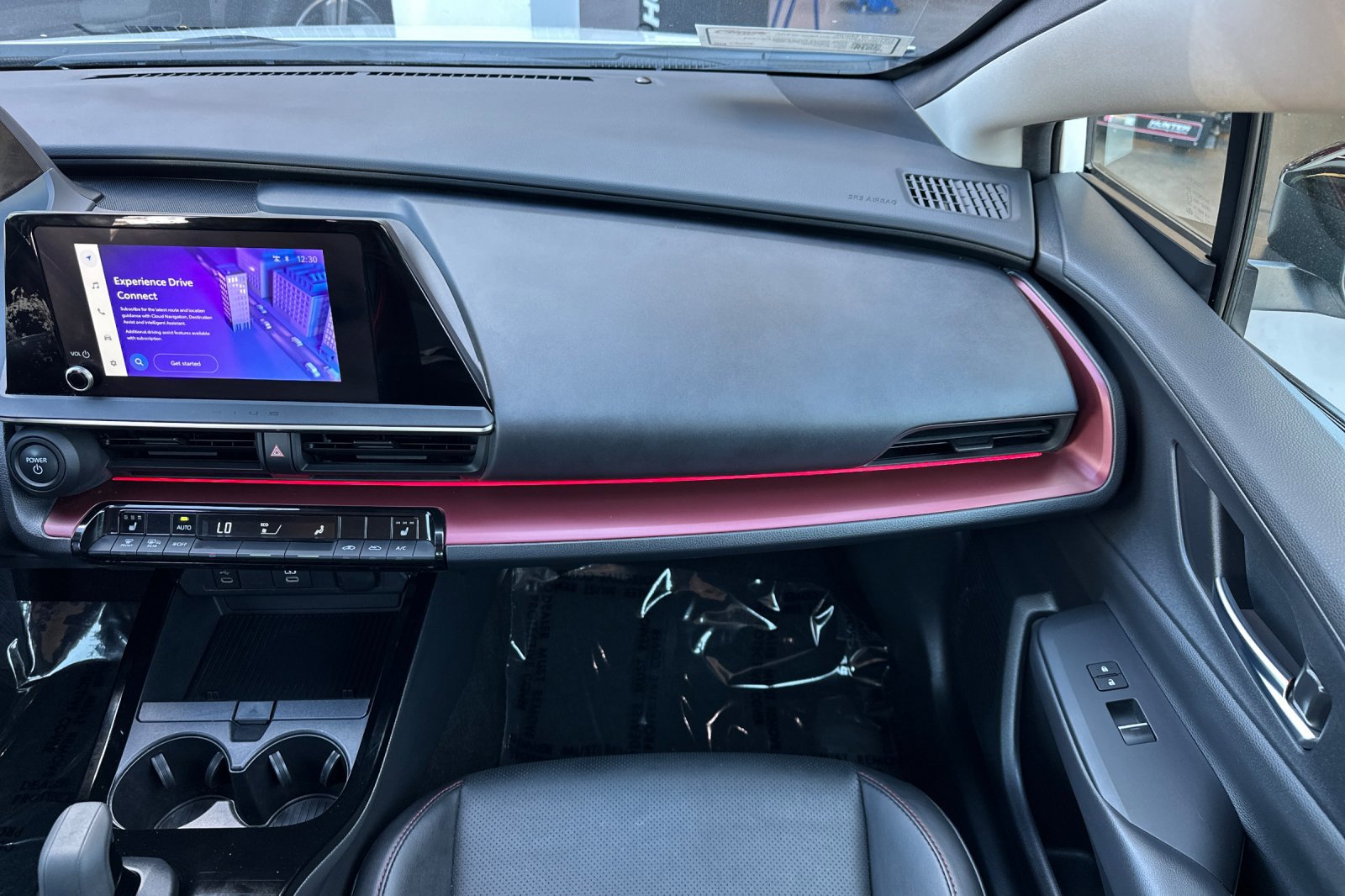 Used 2024 Toyota Prius Prime XSE Premium image 21