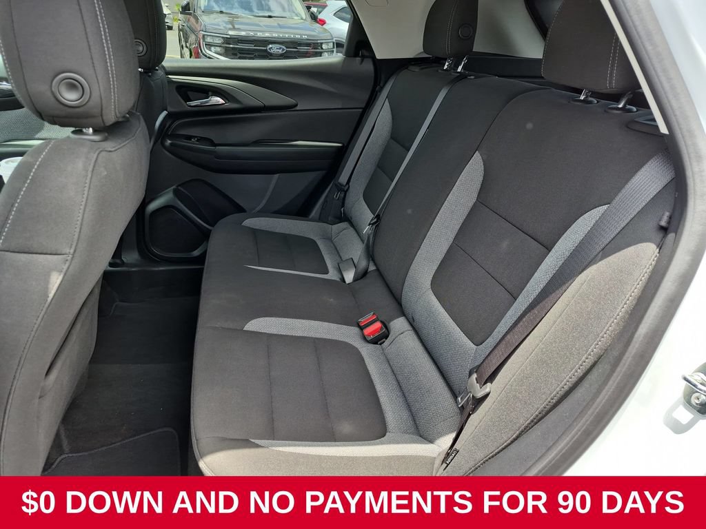 Used 2025 Chevrolet TrailBlazer LT AWD/4WD image 28