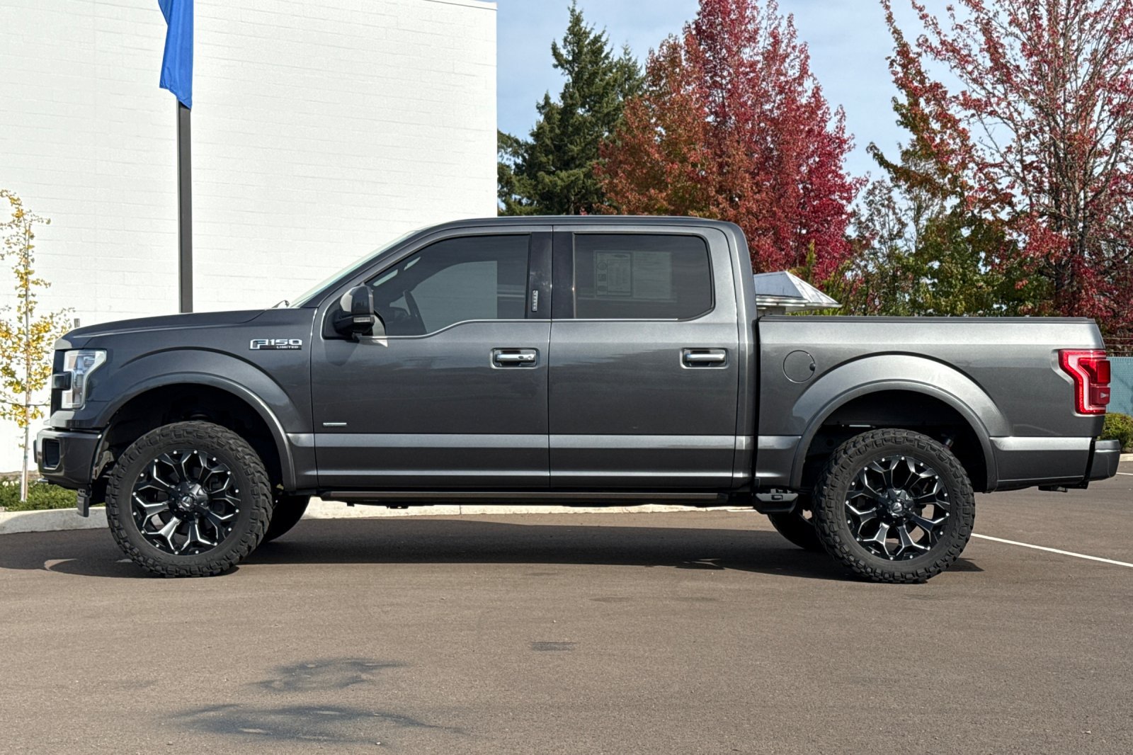 Used 2017 Ford F150 Limited w/ Trailer Tow Package AWD/4WD image 7