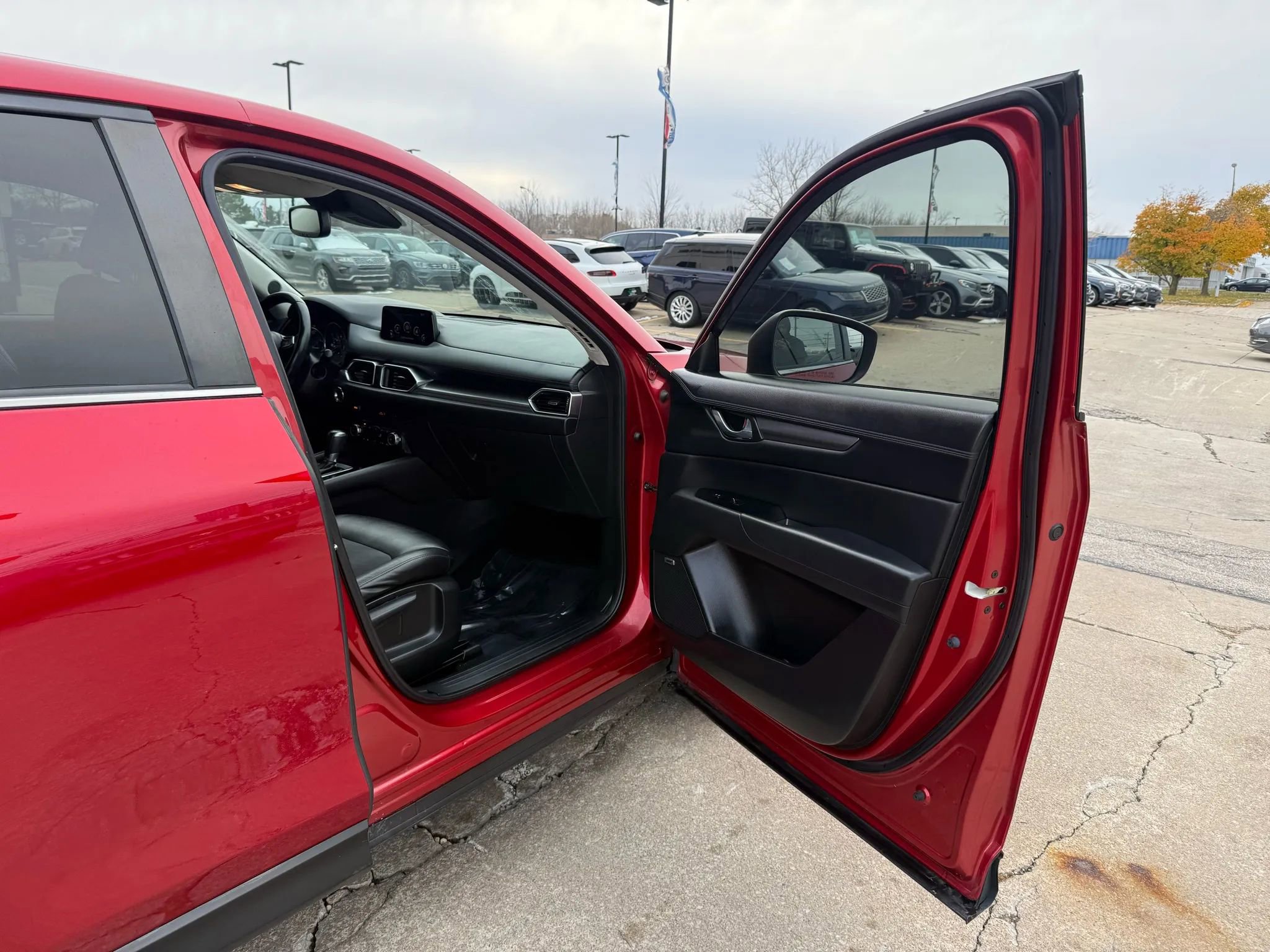 Used 2017 MAZDA CX-5 Touring w/ Preferred Equipment Package image 26