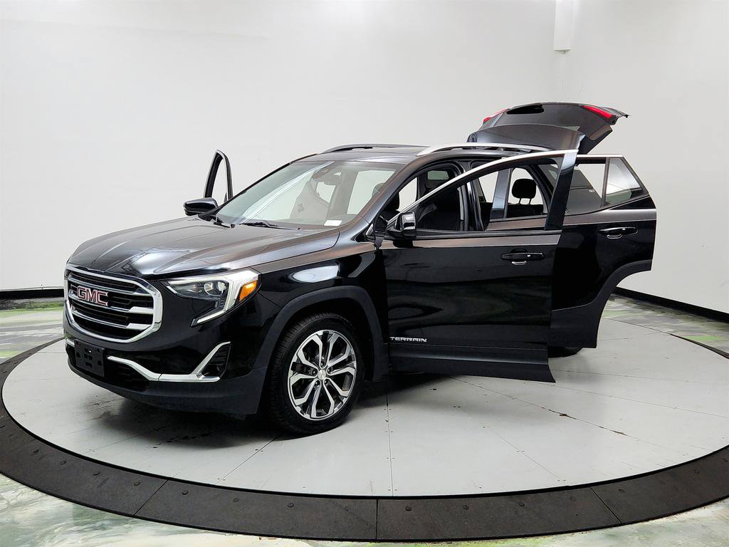 Used 2020 GMC Terrain SLT w/ GMC Pro Grade Package AWD/4WD image 9