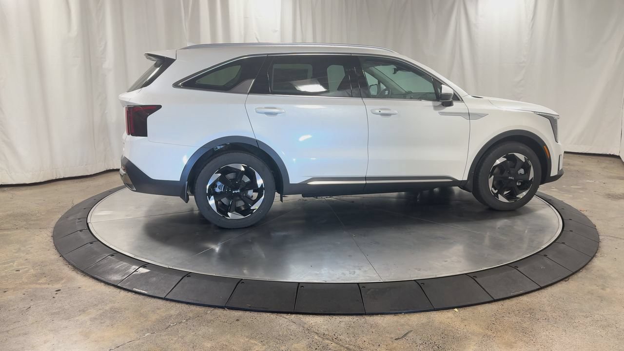 New 2026 Kia Sorento EX AWD/4WD image 9