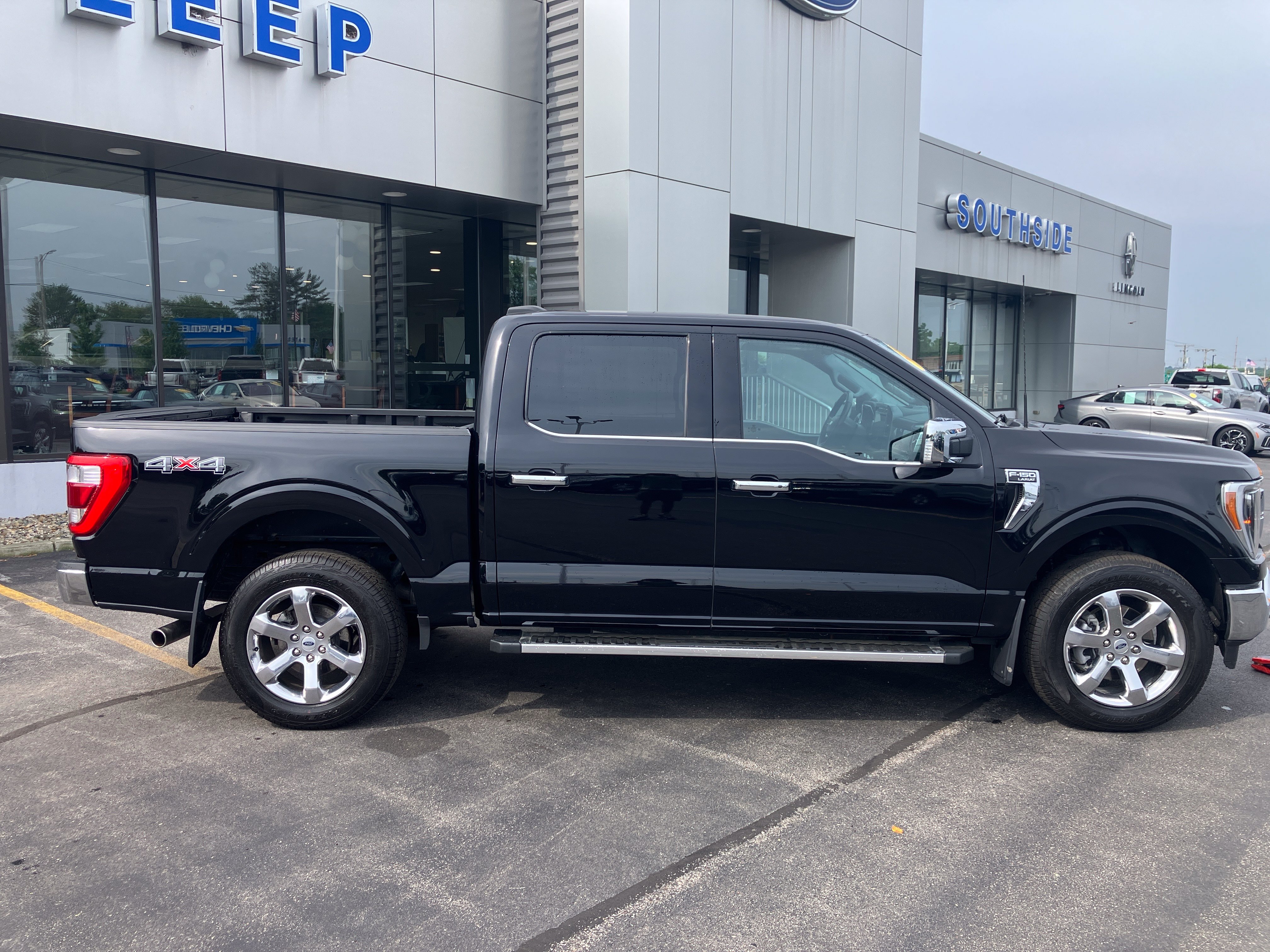 Certified 2023 Ford F150 Lariat w/ Equipment Group 502A High AWD/4WD image 8