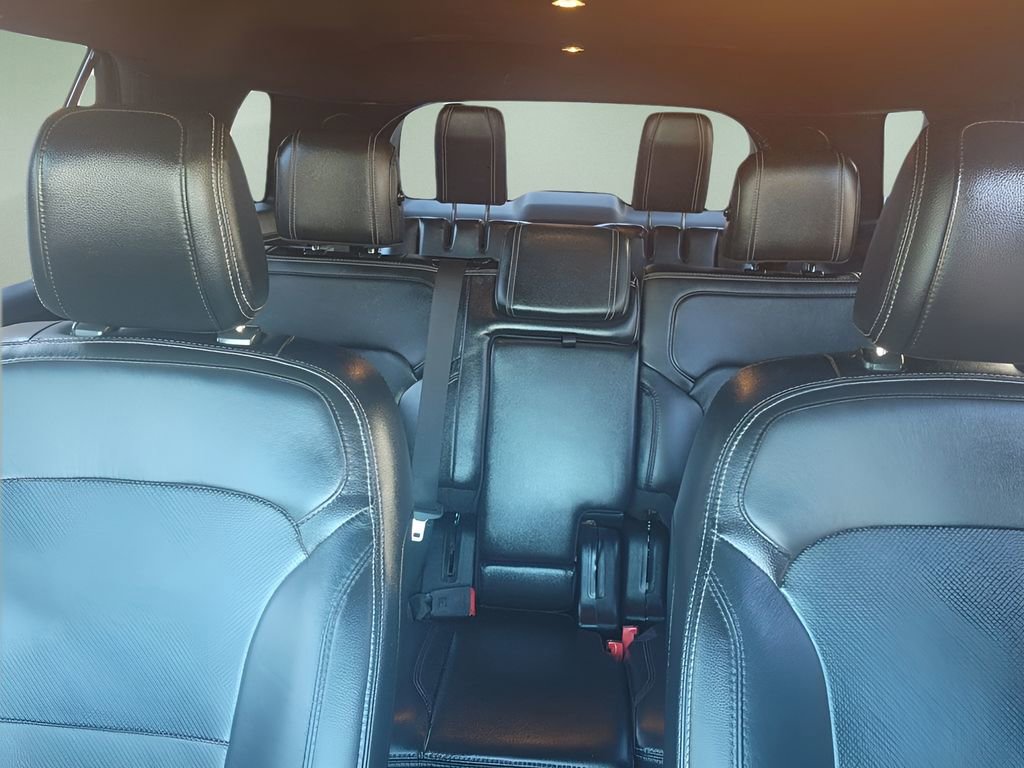 Used 2018 Ford Explorer Limited image 14