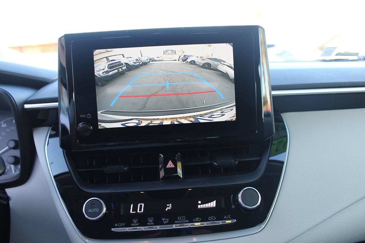 Used 2023 Toyota Corolla LE w/ Carpet Mat Package (TMS) FWD image 26