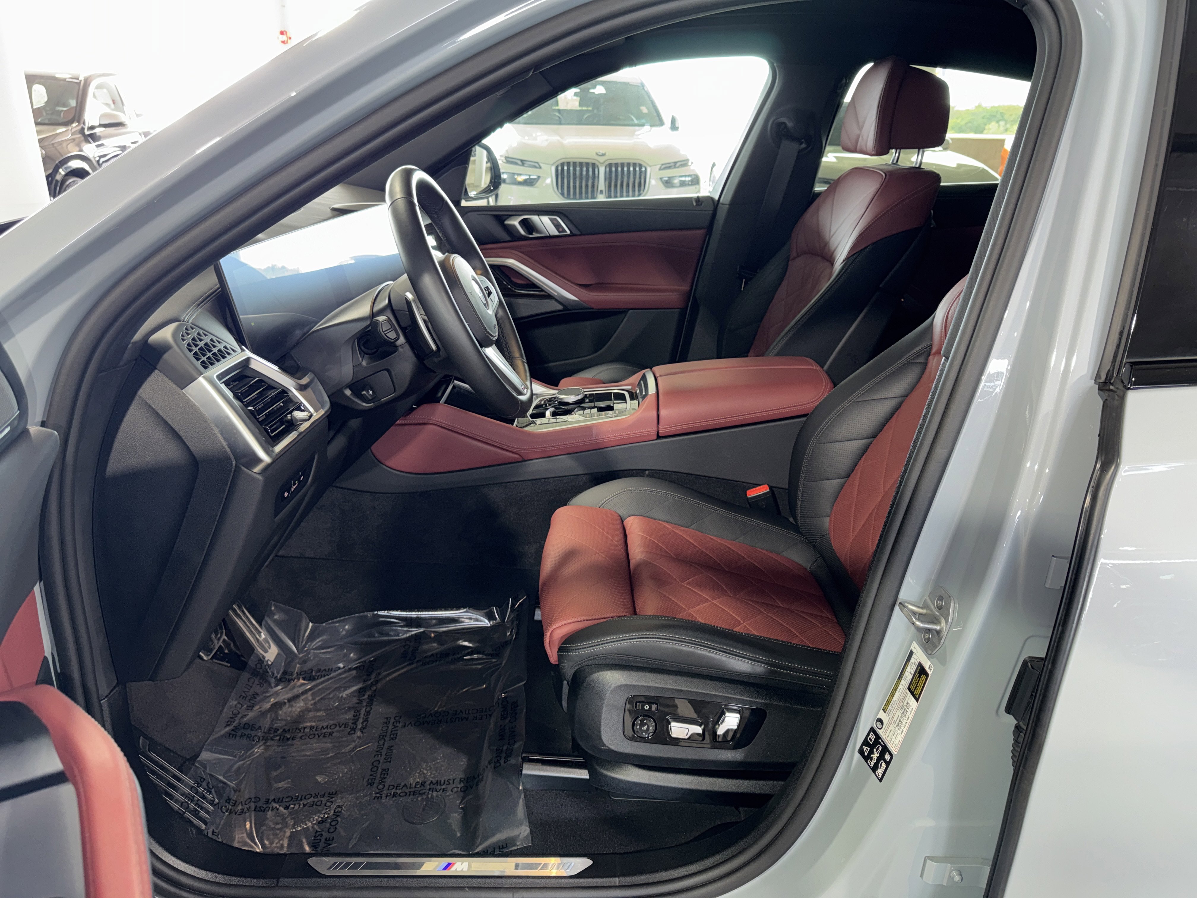 Certified 2025 BMW X6 xDrive40i image 19