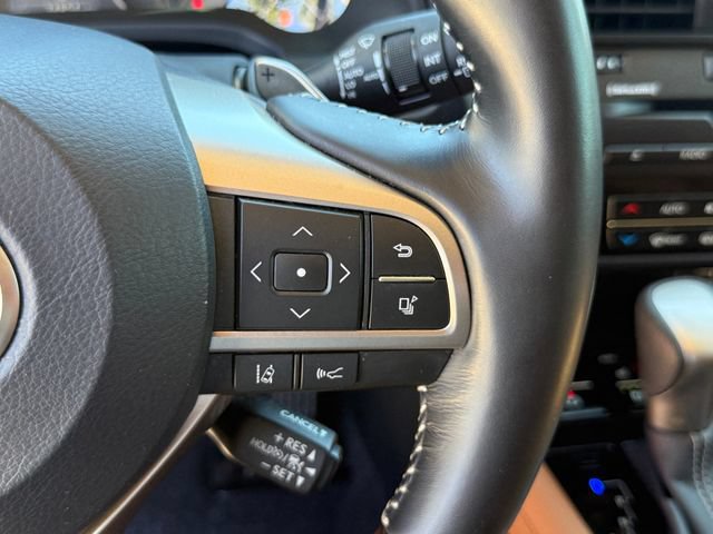 Used 2022 Lexus RX 350L FWD w/ Premium Package image 16