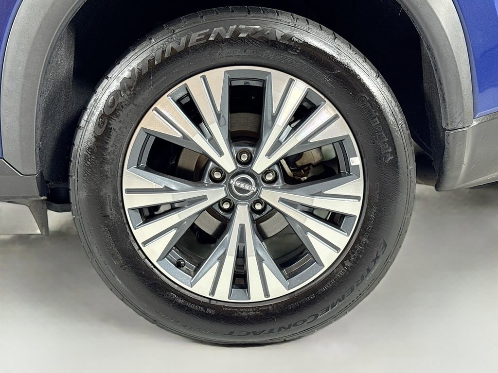 Used 2022 Nissan Rogue SV image 10