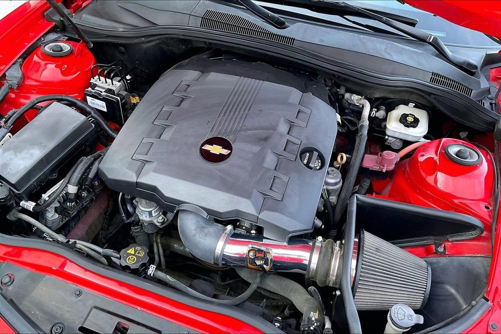 Used 2015 Chevrolet Camaro LT image 29